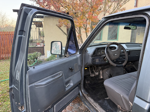 Ford F-100 3.6
