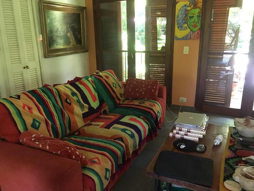 Imagen 6 de 13 de Casa - Barrio Parque Leloir