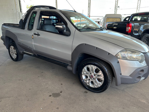 Fiat Strada 1.8 Adventure Locker Ce Flex 2p