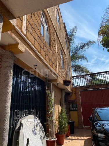 Casa Habitación En Venta En La Colonia La Cebada En Xochimilco