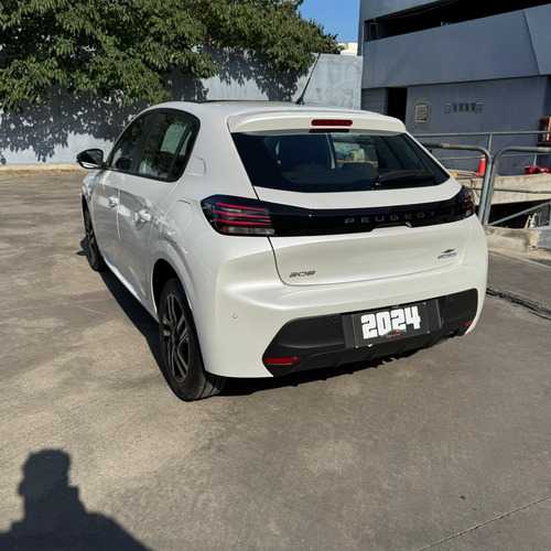 Peugeot 208 Allure pack T 200