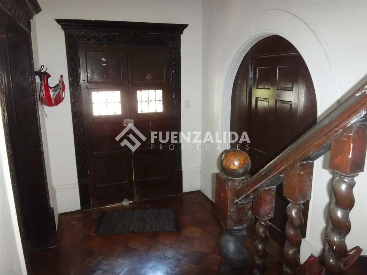 Imagen 3 de 30 de Casa En Venta De 5 Dorm. 6 Baños En Providencia Uf 16.000.