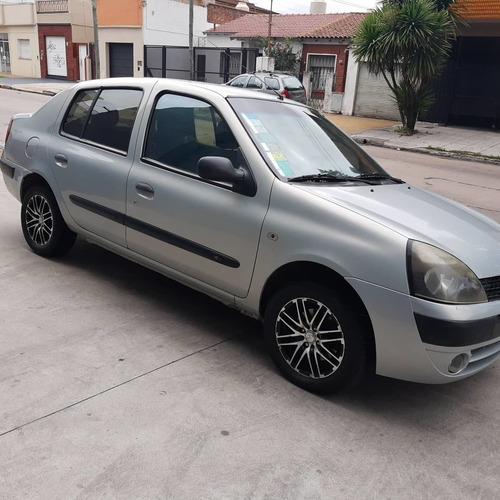 Renault Clio 2003 1.6 Privilege 4 P