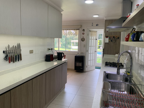 Excelente Ubicación!!! En Condominio Calera De Tango