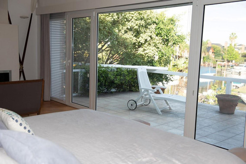 Marina Del Sol, San Fernando, Espectacular Casa En Venta Con Amarra