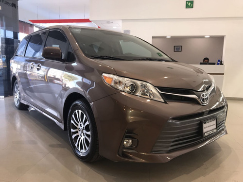 Toyota Sienna Xle