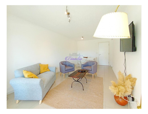 Imagen 2 de 18 de Apartamento Alquiler Temporario De 2 Dormitorios , Aidy Grill , Punta Del Este.