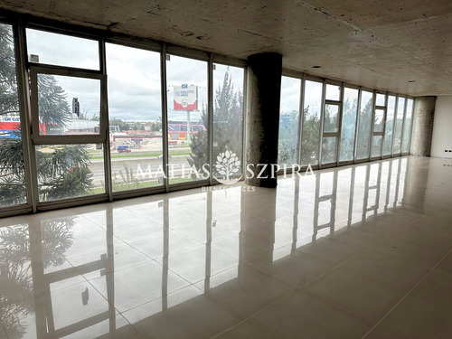 Oficina En Venta En Complejo K41
