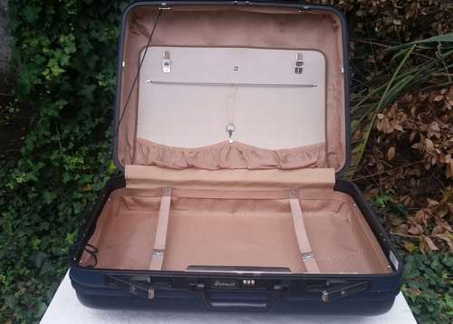 Valija Fibra De Vidrio Con Llave Y Cerradura Combinación