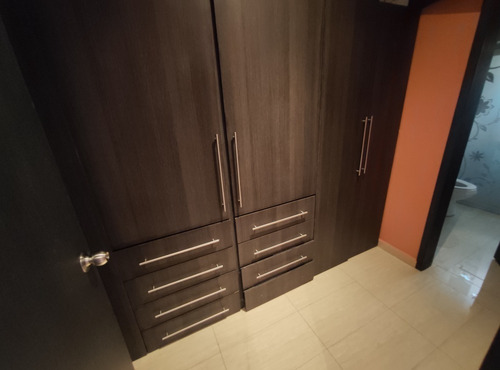 Imagen 3 de 16 de En Venta Hermoso Duplex En Entrada De La Pedrera, Las Delicias Maracay 04243368365