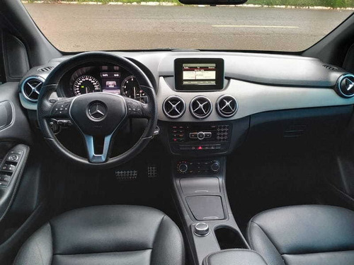 Mercedes-benz B200cgi