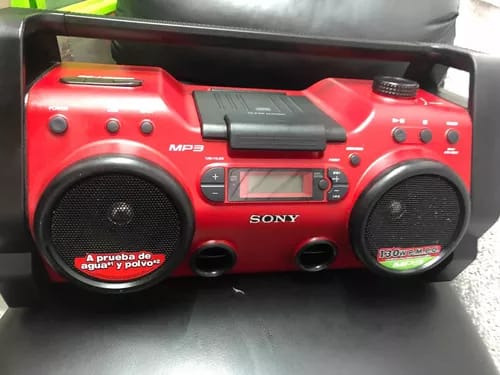 Boombox Sony Rojo Hermoso De Coleccion 