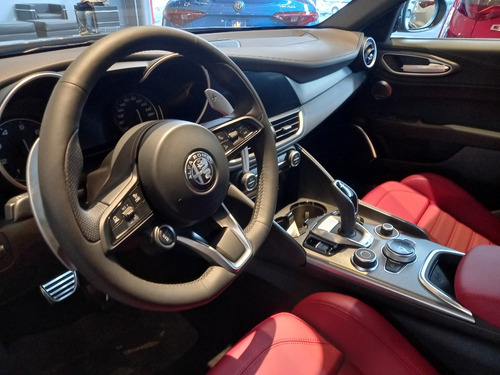 Alfa Romeo Giulia 2.0 280cv Veloce