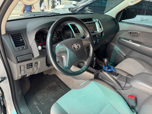 Toyota Hilux 3.0 SR 4X4 CD 16V TURBO INTERCOOLER DIESEL 4P AUTOMÁTICO