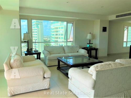 Departamento En Venta, 3 Recámaras, Estudio Tv, Cancún Towers, Puerto Cancún.