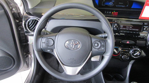 Toyota Etios Sedan X Plus 1.5 (aut) (flex)