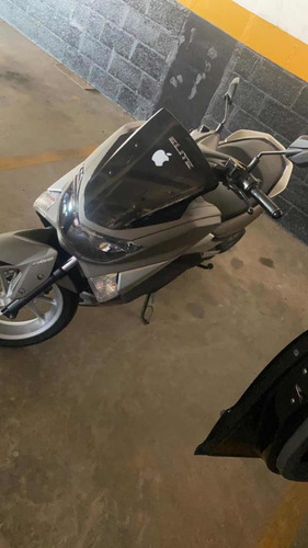 Imagem 3 de 8 de Yamaha N-max Bem Conservada Pouco Uso Baixa Quilometragem