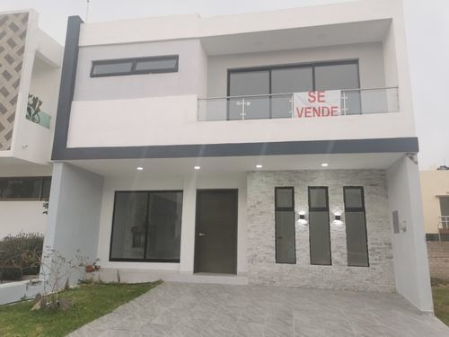 Imagen 1 de 28 de Venta De Casa En Valle Imperial