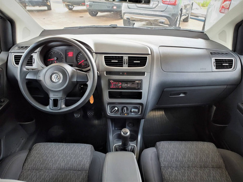 Imagem 7 de 11 de Volkswagen Fox 1.6 Mi 8v Flex 4p Manual