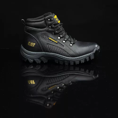 Bota Masculina Caterpillar em Couro Legítimo 2160 com Biqueira Costurada  Promoção