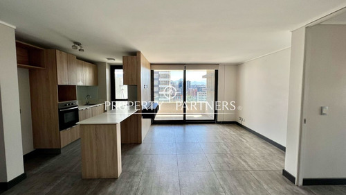 Propiedad En Arriendo En Calle Santa Cristina, Mac...