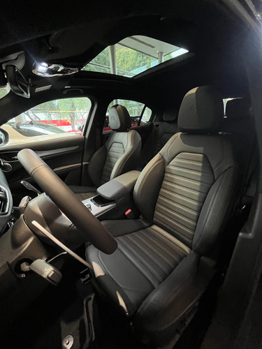 Alfa Romeo Stelvio 2.0 280cv At Q4 Veloce