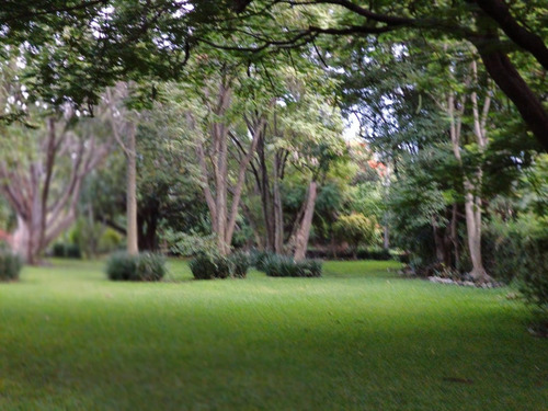 Casa En Venta En Jiutepec, Cocadas, Con Acceso Controlado, Alberca Y Loft Independiente.