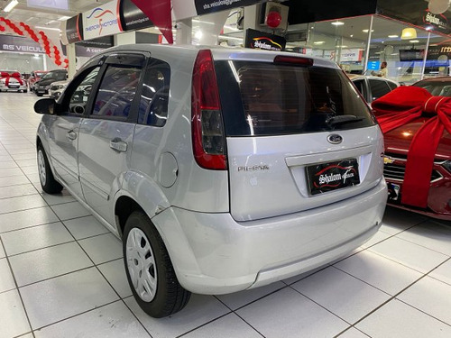 Ford Fiesta Fiesta 1.6 ROCAM HATCH 8V FLEX 4P MANUAL