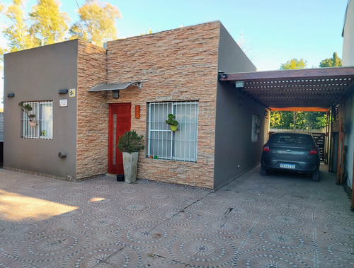 Venta Casa 3 Dormitorios Garín Con Cochera