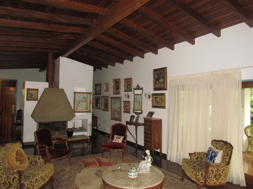 Imagen 20 de 30 de Se Vende Casa 800m2 4h/6b/4p Lomas Del Mirador 9214