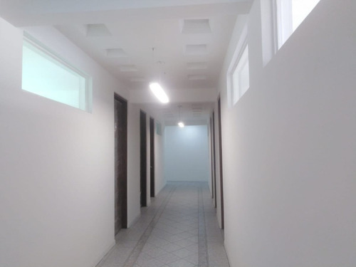 Oficinas En Renta En Zona Centro Con Recepción