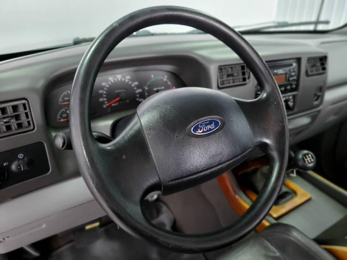 Ford F-250 4.2 Cd Xlt Tropical
