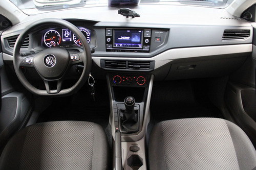 Imagem 11 de 14 de Volkswagen Polo 1.6 Msi Total Flex Manual