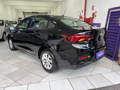 Chevrolet Onix plus 1.0 Lt 2 4P