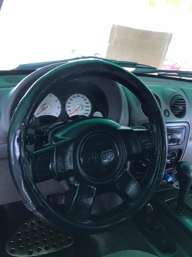 Jeep Liberty 3.7 Sport 4x4 Mt 2003