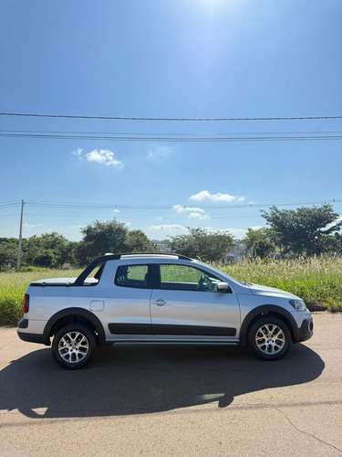 Volkswagen Saveiro 1.6 16v Cross Cab. Dupla Total Flex 2p