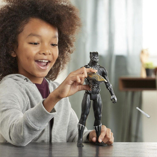 Figura Acción Black Phanter Titan Hero Pantera Negra