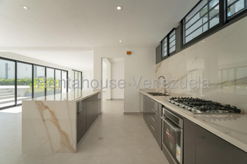 Casa (duplex) En Venta En El Cafetal, Distrito Metropolitano 25-17659