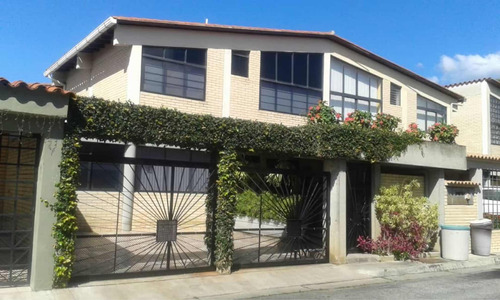 Casa En Venta Castillejo, Guatire, Estado Miranda