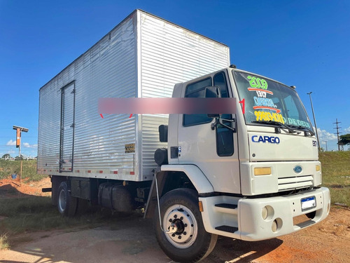 Imagem 3 de 19 de Ford Cargo 1317 Baú