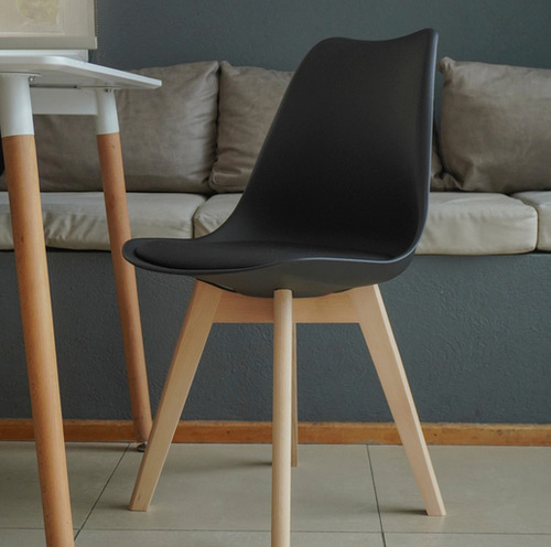 Sillas Tulip Eames Con Almohadon Blanco Set X4 Gardenlife Cantidad de sillas por set 4 Color de la estructura de la silla Negro