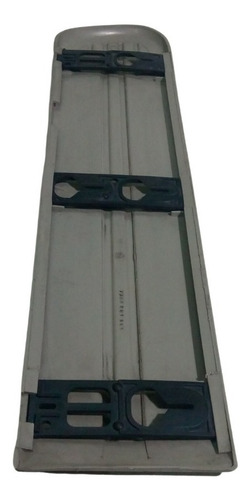 Imagen 3 de 8 de Moldura De Puerta Trasera Izquierda Renault 4 - Original