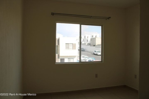 Imagen 9 de 24 de Ciudad Del Sol Casa En Renta De 2 Niveles Y 2 Recamaras Qh 224045