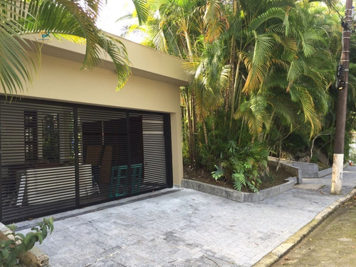 Casa A Venda No Bairro Balneario Praia Do Perequê Em - 200-1