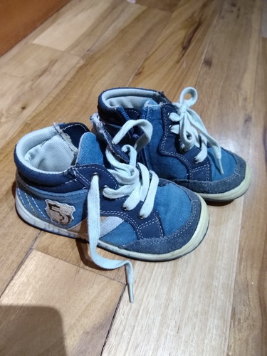 Zapatillas Jeans. T. 25. Niño