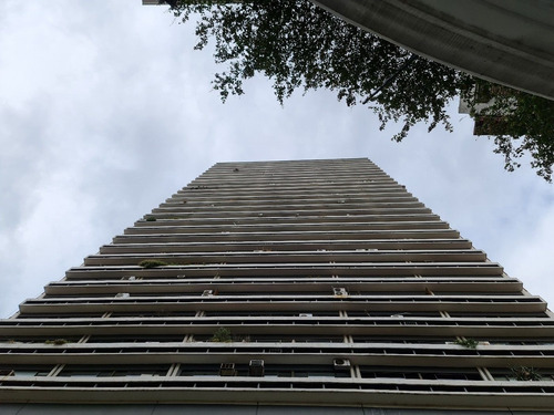 Imagen 27 de 29 de Venta Oficina Tucuman 540 Piso Alto Galeria Jardin Seg 24hs