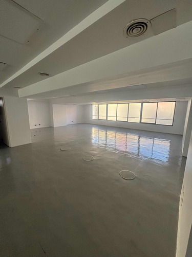 Venta De Oficina 220 M2