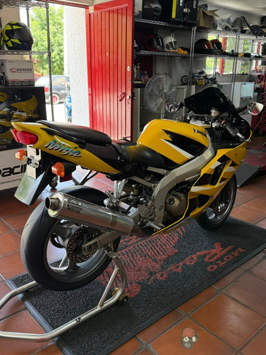 Kawasaki Zx-6r J2 2001