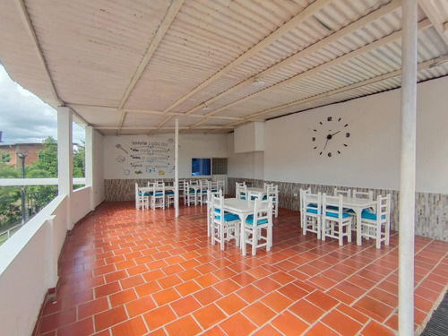 Imagen 8 de 17 de Casa Campestre En Arriendo En Girón Giron. Cod 96541
