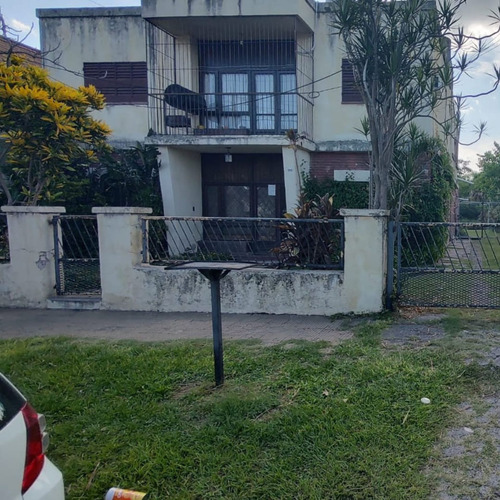 Terreno Y Casa 11 Ambientes